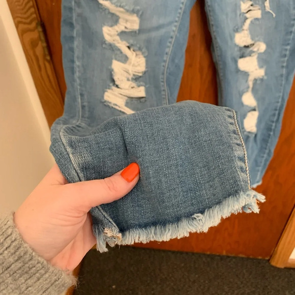 Ms.Cello Distressed Jeans - Picture 4 of 6